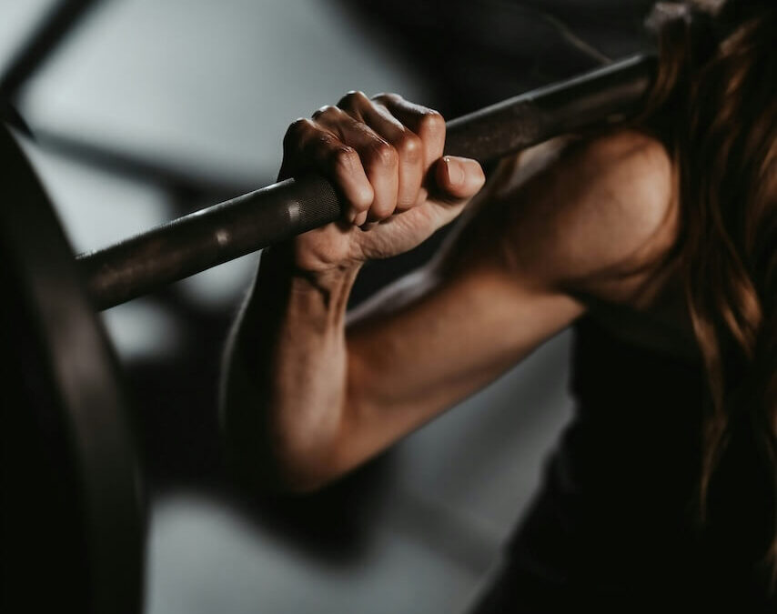 WHY WOMEN MUST INCLUDE STRENGTH TRAINING FOR THEIR WELL-BEING